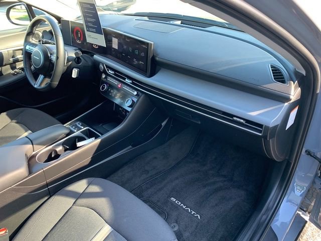 Certified 2025 Hyundai Sonata SEL FWD image 11