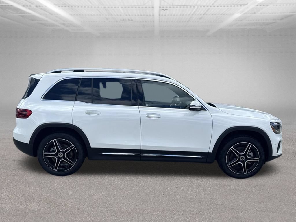 Used 2026 Mercedes-Benz GLB 250 4MATIC image 6