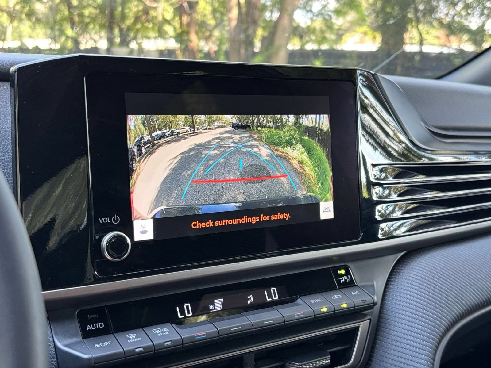 Used 2026 Toyota Camry SE FWD image 23