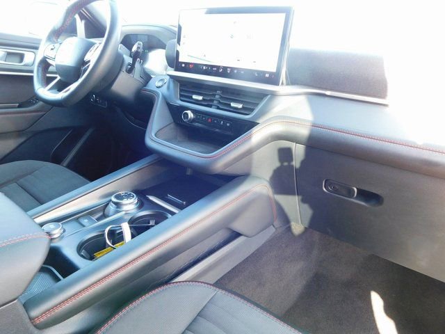 Used 2025 Ford Explorer ST-Line w/ ST-Line Street Pack image 19