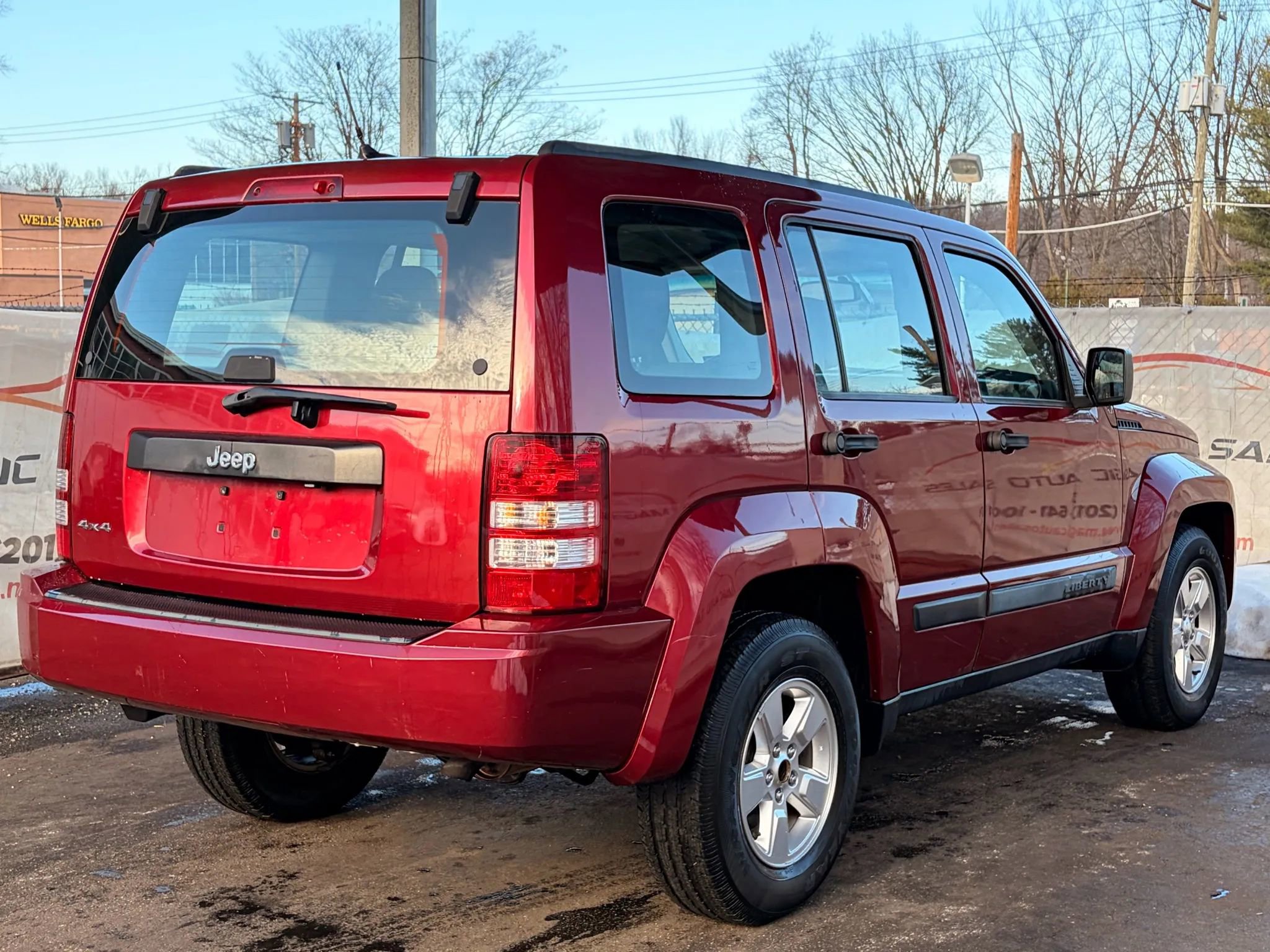 Used 2012 Jeep Liberty Sport w/ Driver Convenience Group image 55