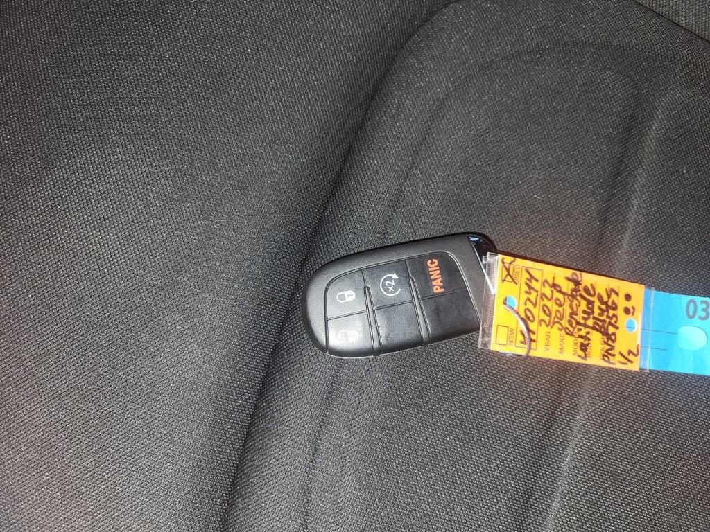 Used 2022 Jeep Renegade Latitude image 25