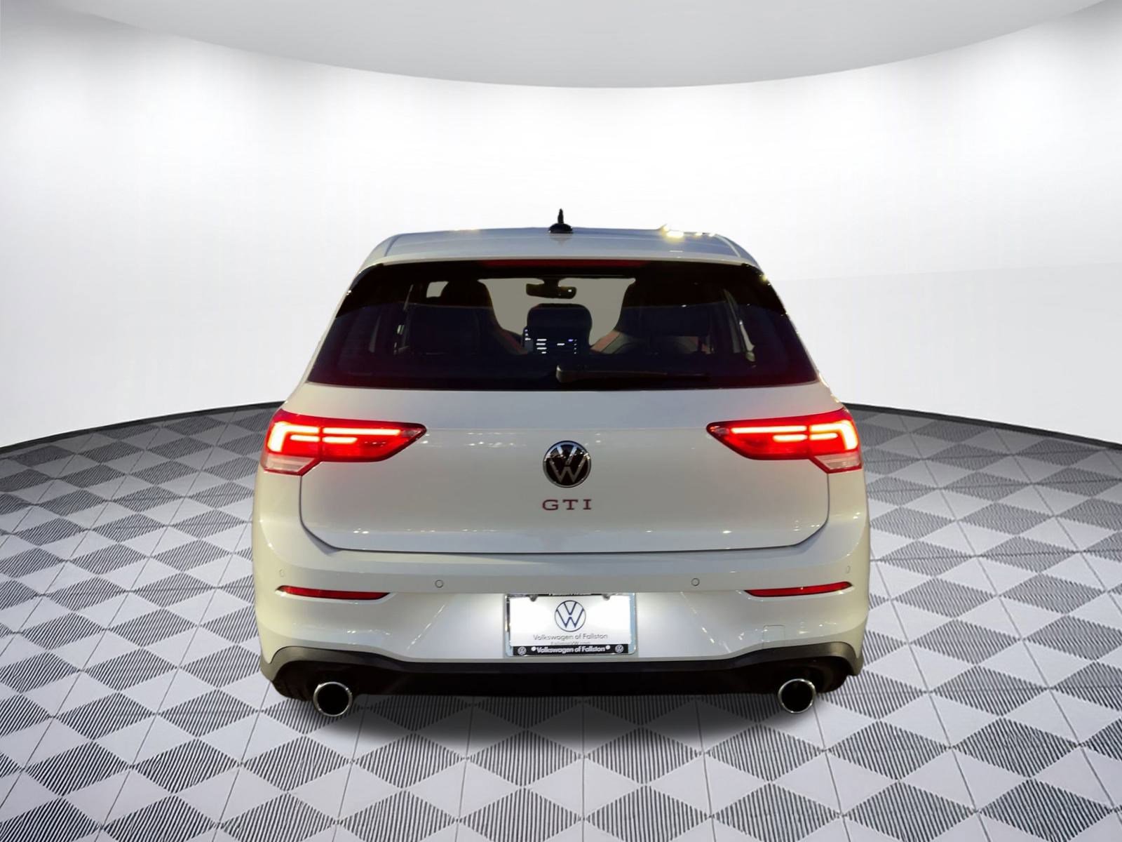 New 2025 Volkswagen Golf SE image 10