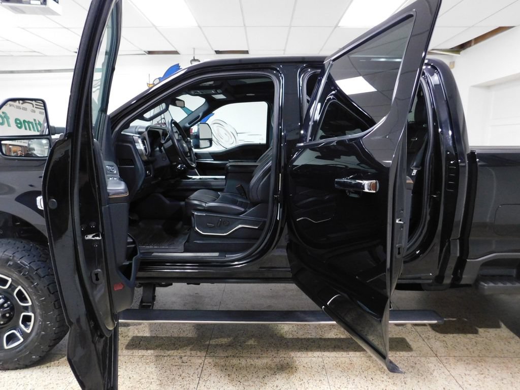 Used 2024 Ford F350 Platinum AWD/4WD image 28