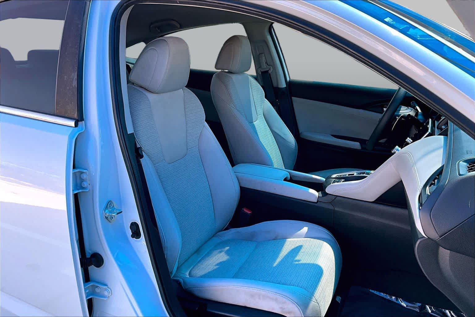 Used 2022 Honda Insight EX image 9