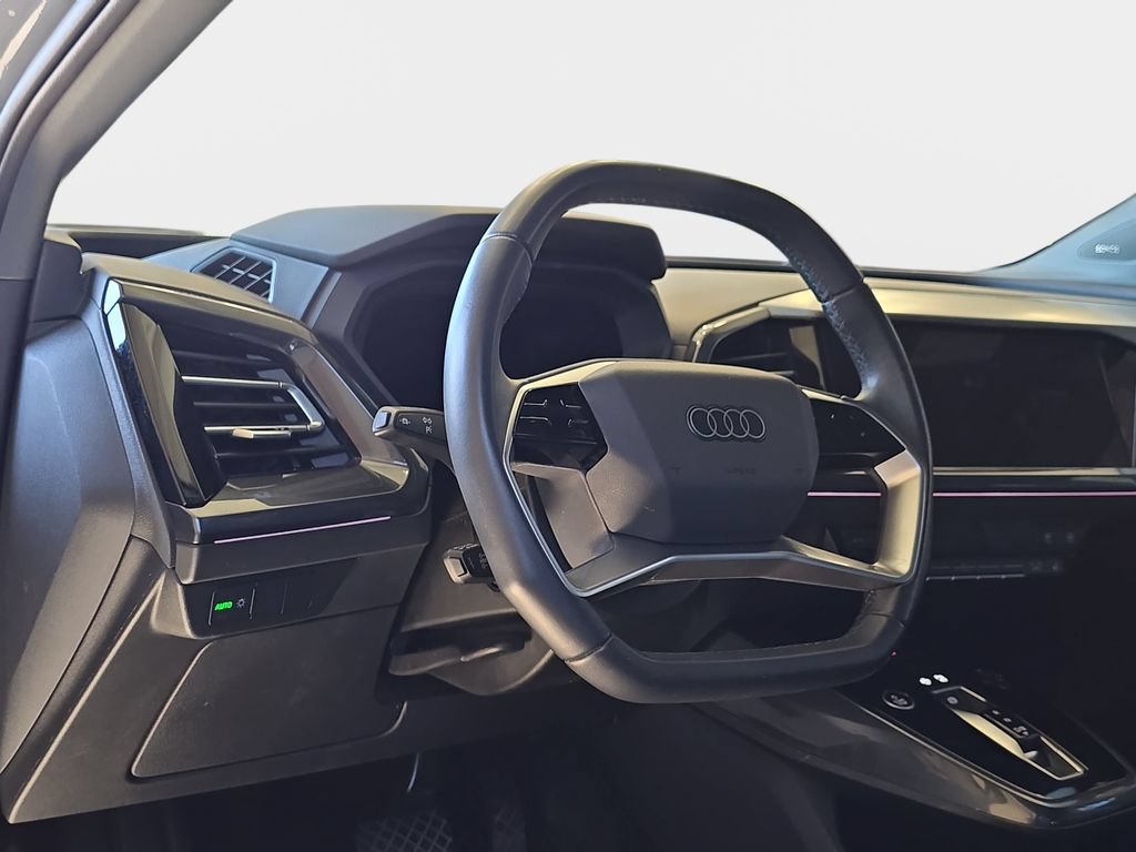Used 2023 Audi Q4 e-tron Premium Plus AWD/4WD image 18
