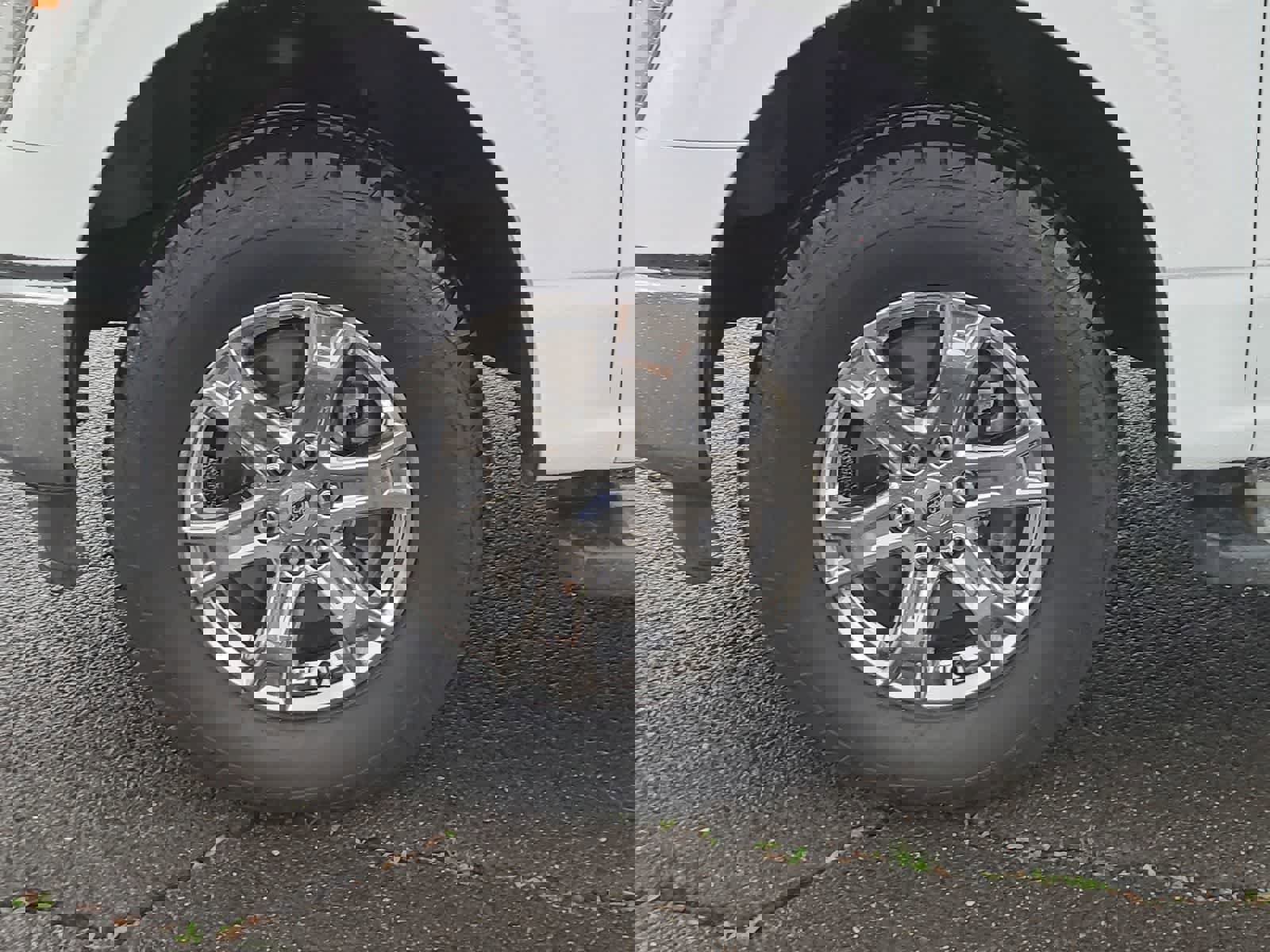 Used 2023 Ford F150 Lariat image 16