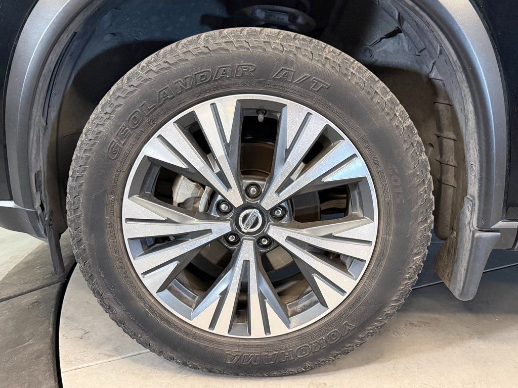 Used 2021 Nissan Rogue SV AWD/4WD image 25