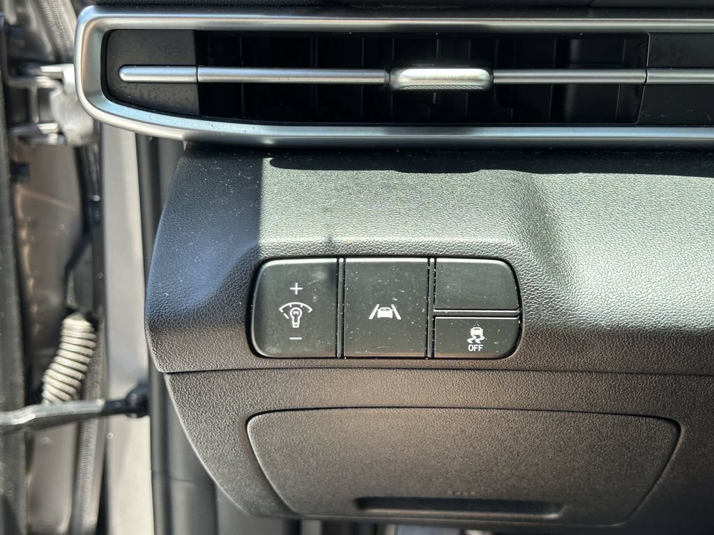 Certified 2023 Hyundai Elantra SEL w/ Preferred Accessory Package FWD image 28