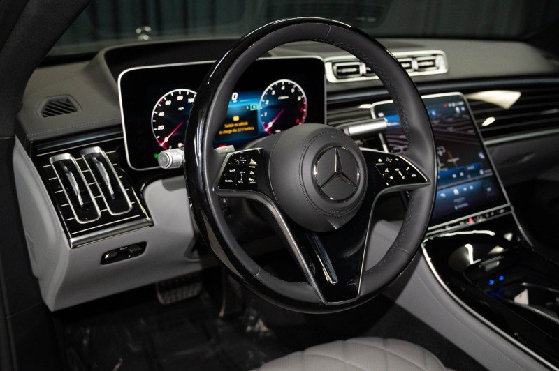 Certified 2025 Mercedes-Benz S 580 4MATIC Sedan image 16