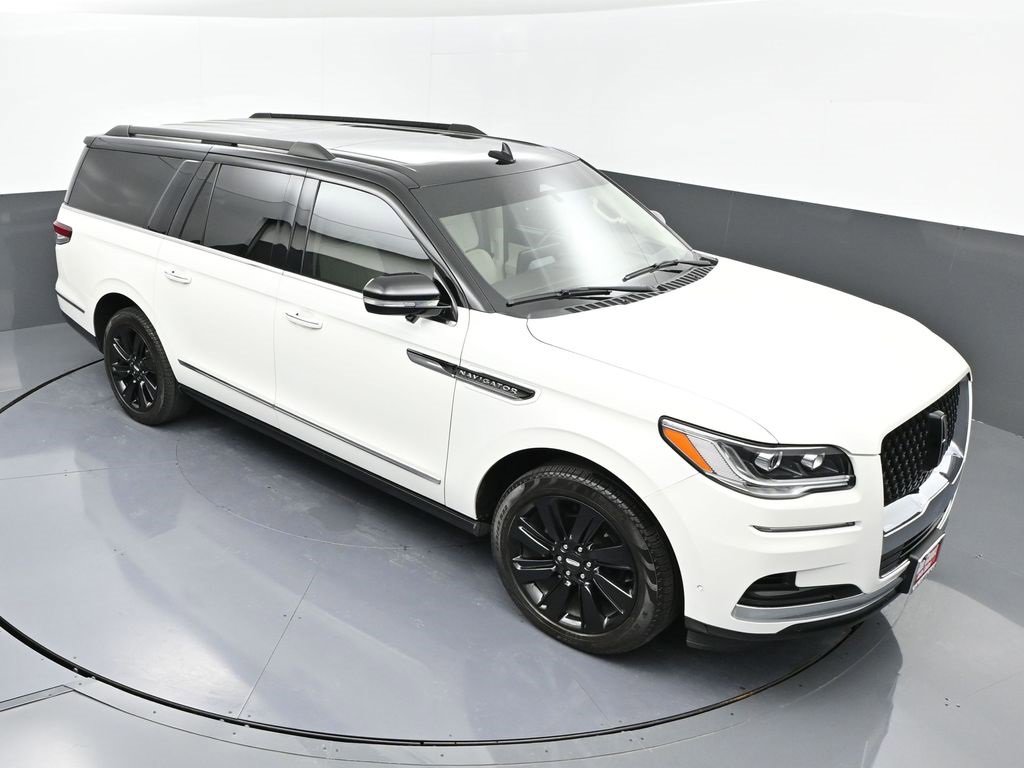 Used 2024 Lincoln Navigator L Black Label image 36