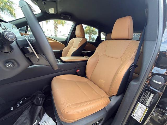 Certified 2025 Lexus RX 350 FWD w/ Technology Package image 12