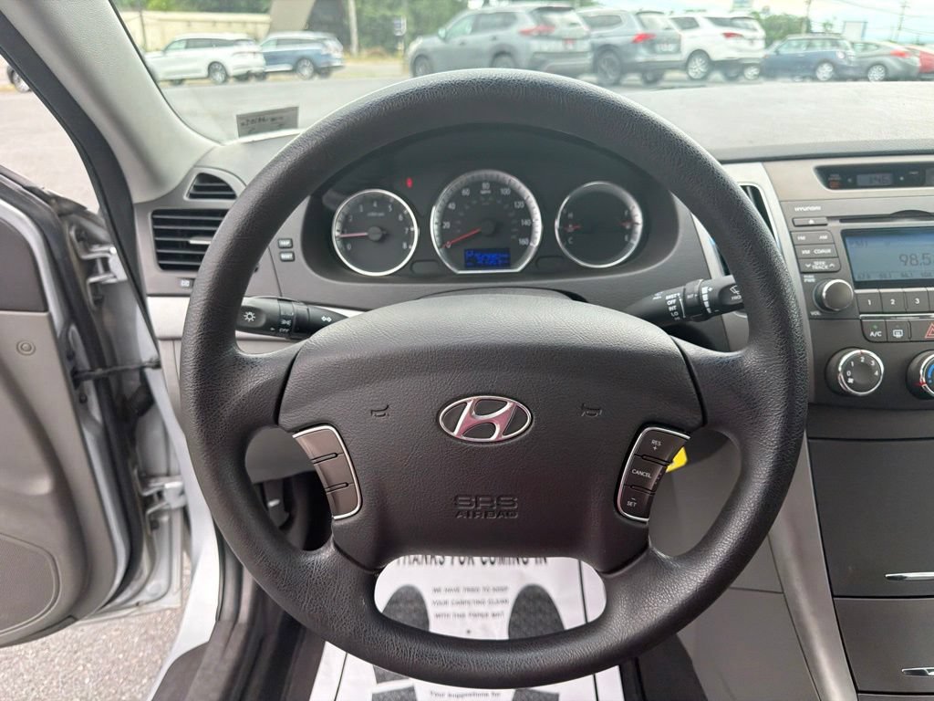 Used 2010 Hyundai Sonata GLS FWD image 24