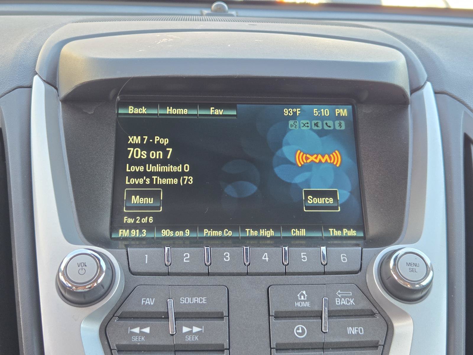 Used 2017 Chevrolet Equinox LT w/ Convenience Package FWD image 9
