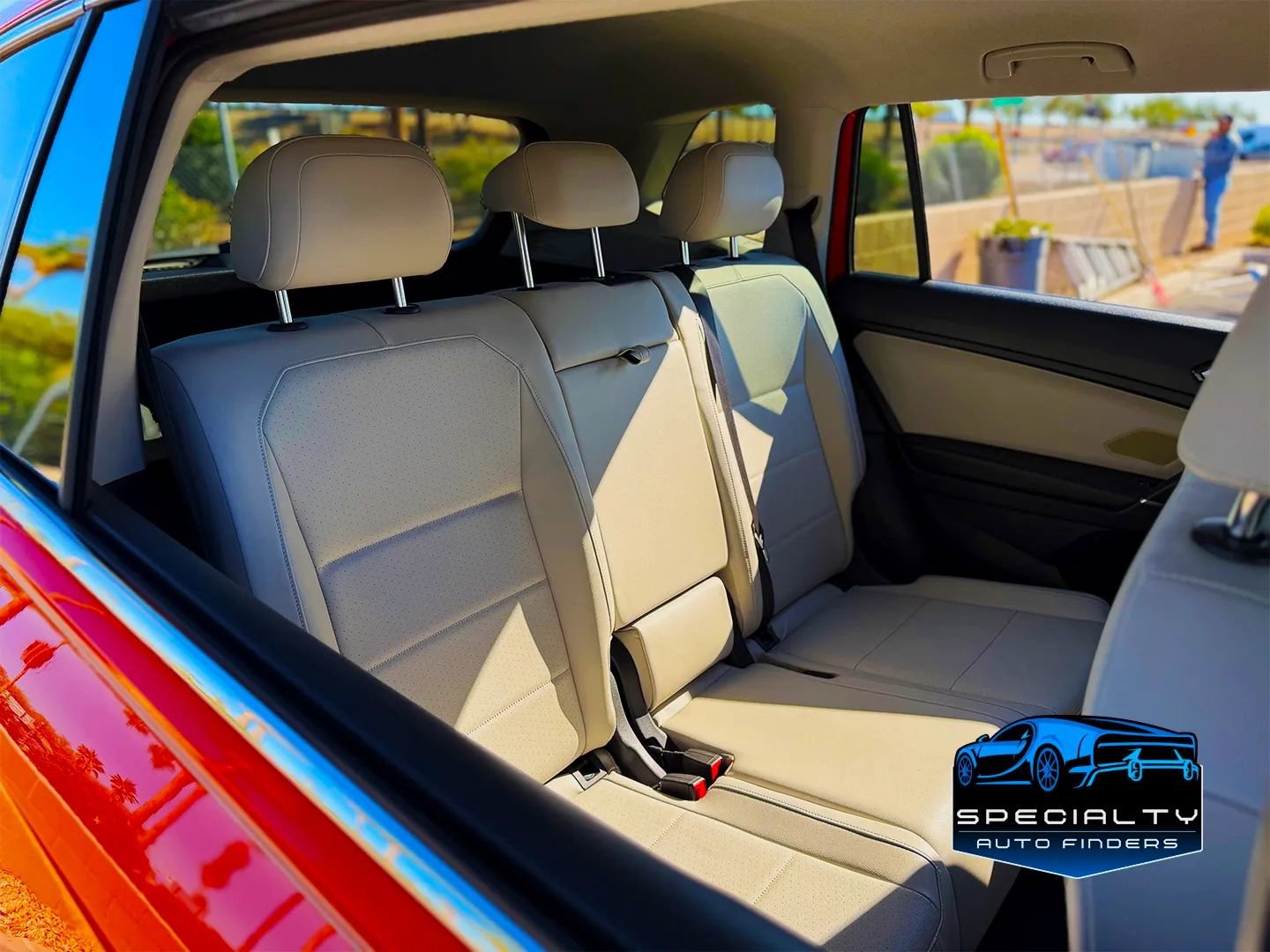 Used 2018 Volkswagen Tiguan SE AWD/4WD image 18