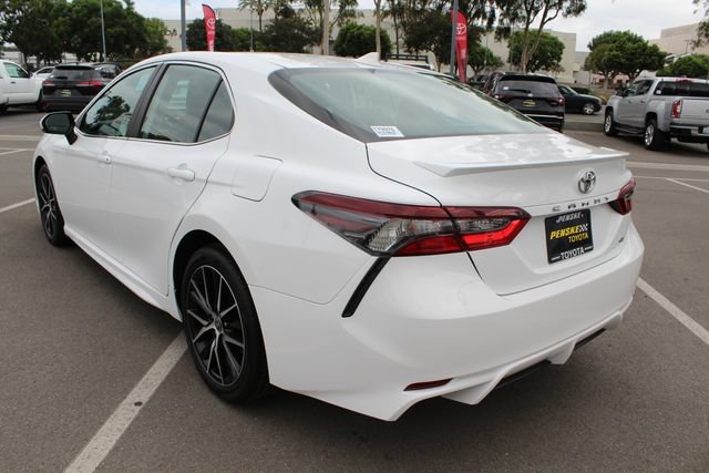 Certified 2024 Toyota Camry SE FWD image 13