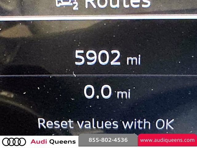 Used 2025 Audi Q5 Premium w/ Convenience Package AWD/4WD image 30