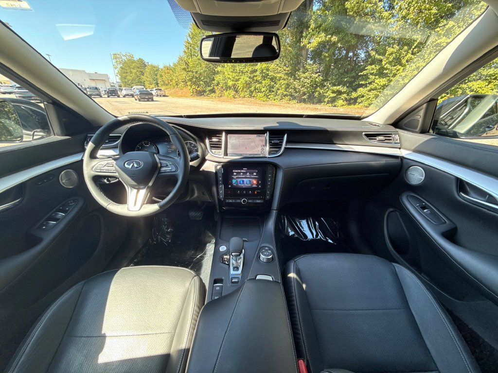 Used 2020 INFINITI QX50 Sensory w/ Climate Package FWD image 13