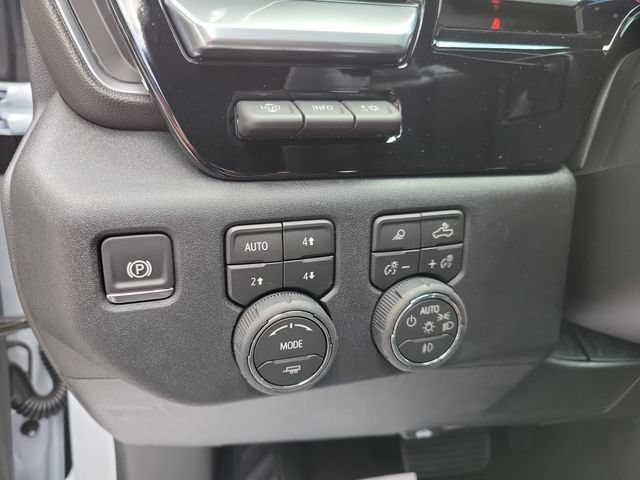New 2026 Chevrolet Silverado 1500 High Country w/ Technology Package AWD/4WD image 24