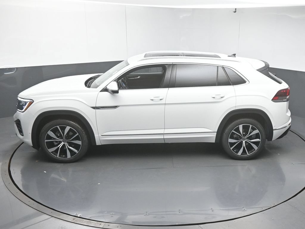 New 2026 Volkswagen Atlas Cross Sport SEL Premium R-Line AWD/4WD image 46
