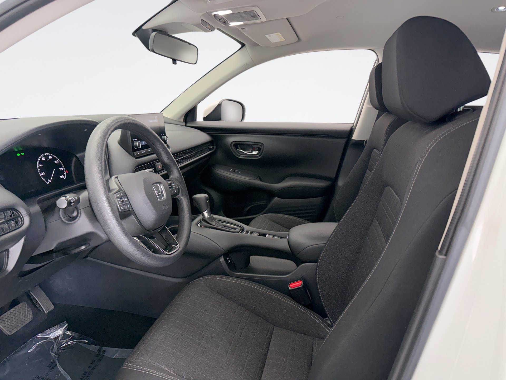 Used 2024 Honda HR-V LX image 10