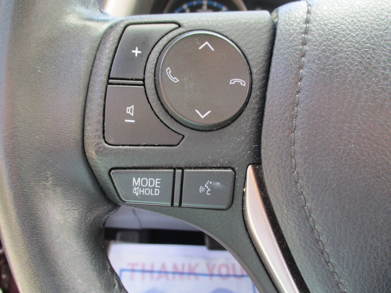 Used 2017 Toyota RAV4 XLE AWD/4WD image 12