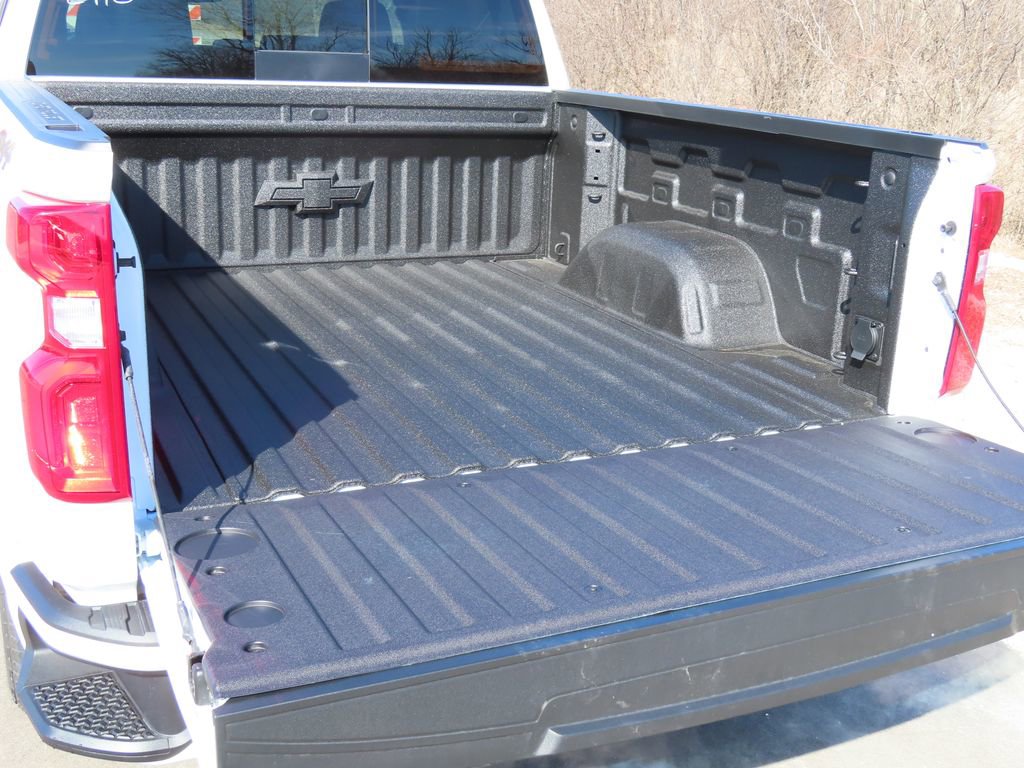 New 2026 Chevrolet Silverado 1500 RST w/ RST All Star Premium Package image 21