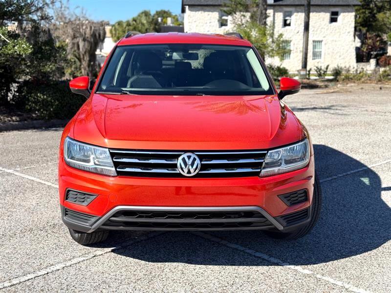 Used 2019 Volkswagen Tiguan SE image 2