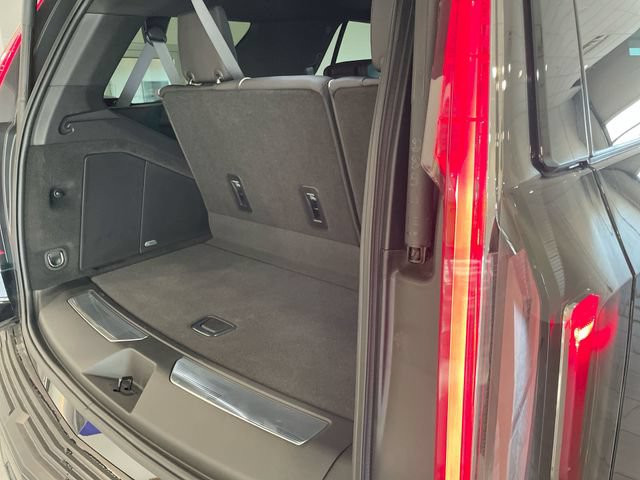 Used 2024 Cadillac Escalade Sport w/ Touring Package AWD/4WD image 16