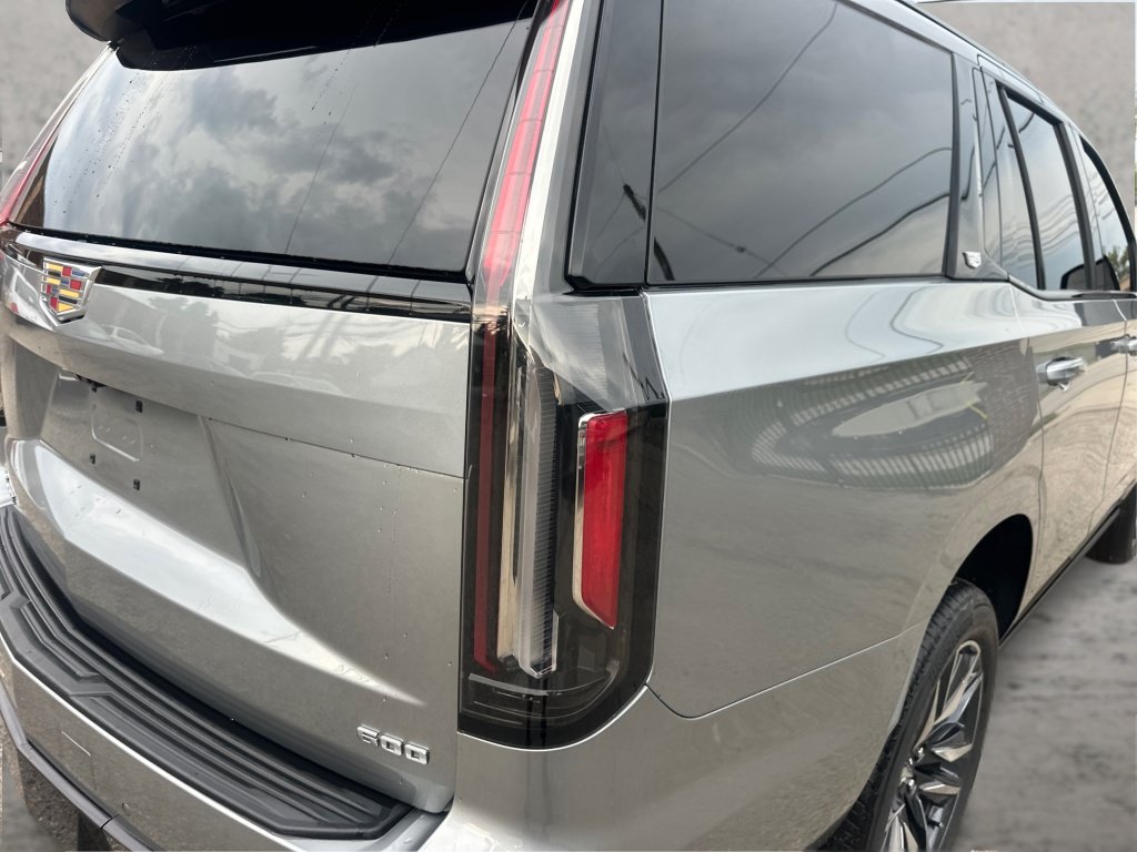 Used 2023 Cadillac Escalade Sport w/ Touring Package AWD/4WD image 22