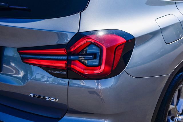 Used 2024 BMW X3 sDrive30i w/ Convenience Package image 8