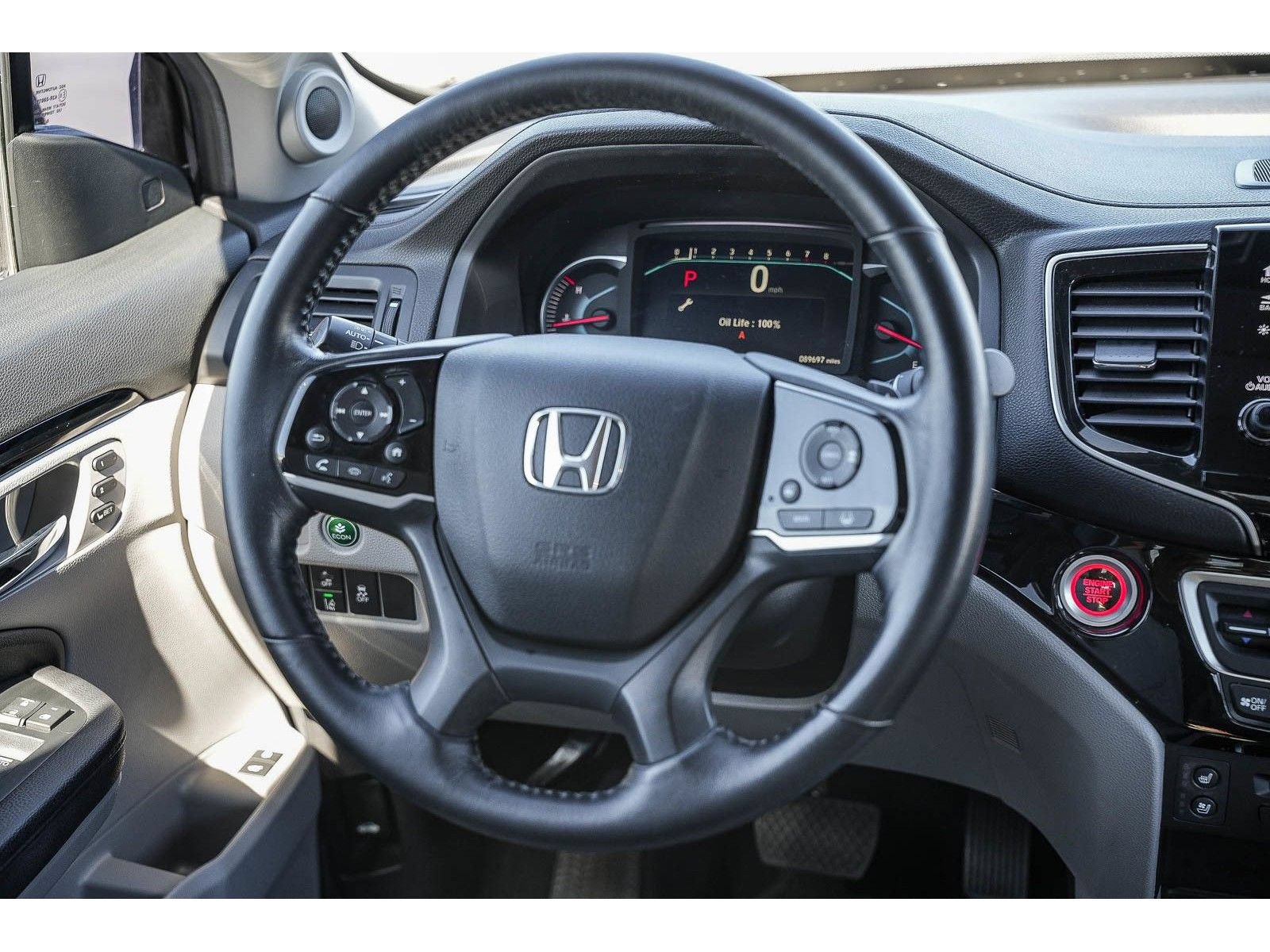Used 2021 Honda Pilot Elite image 14