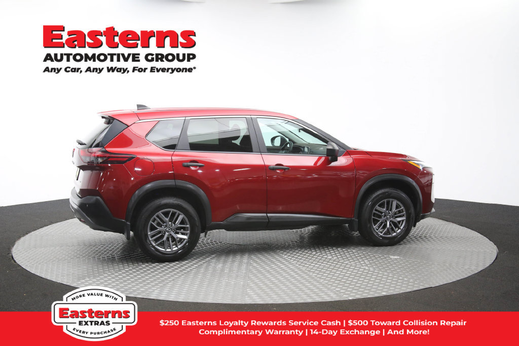 Used 2023 Nissan Rogue S AWD/4WD image 45
