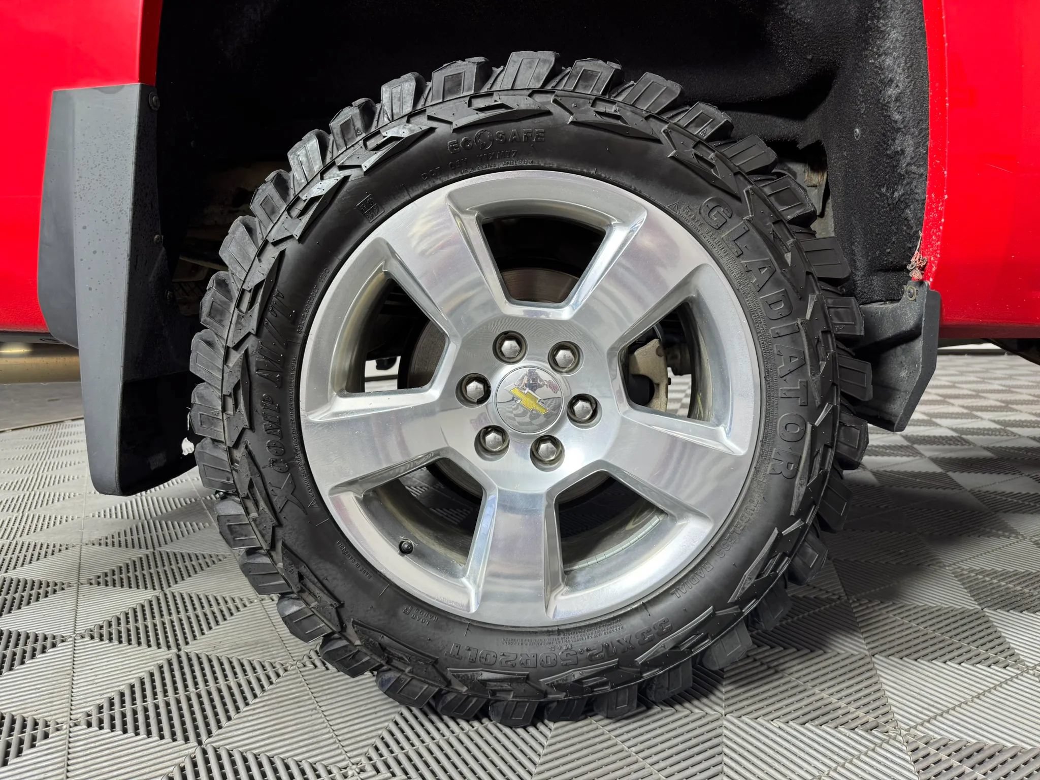 Used 2018 Chevrolet Silverado 1500 LT w/ All Star Edition AWD/4WD image 42