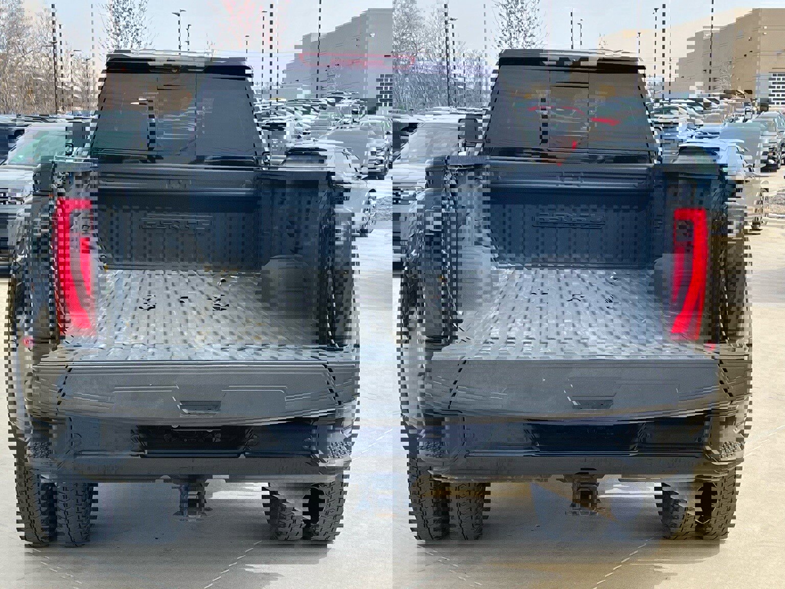 Used 2024 GMC Sierra 3500 Denali w/ Denali Reserve Package image 15