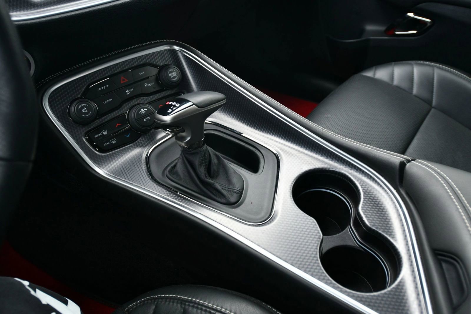 Used 2016 Dodge Challenger SRT Hellcat image 29