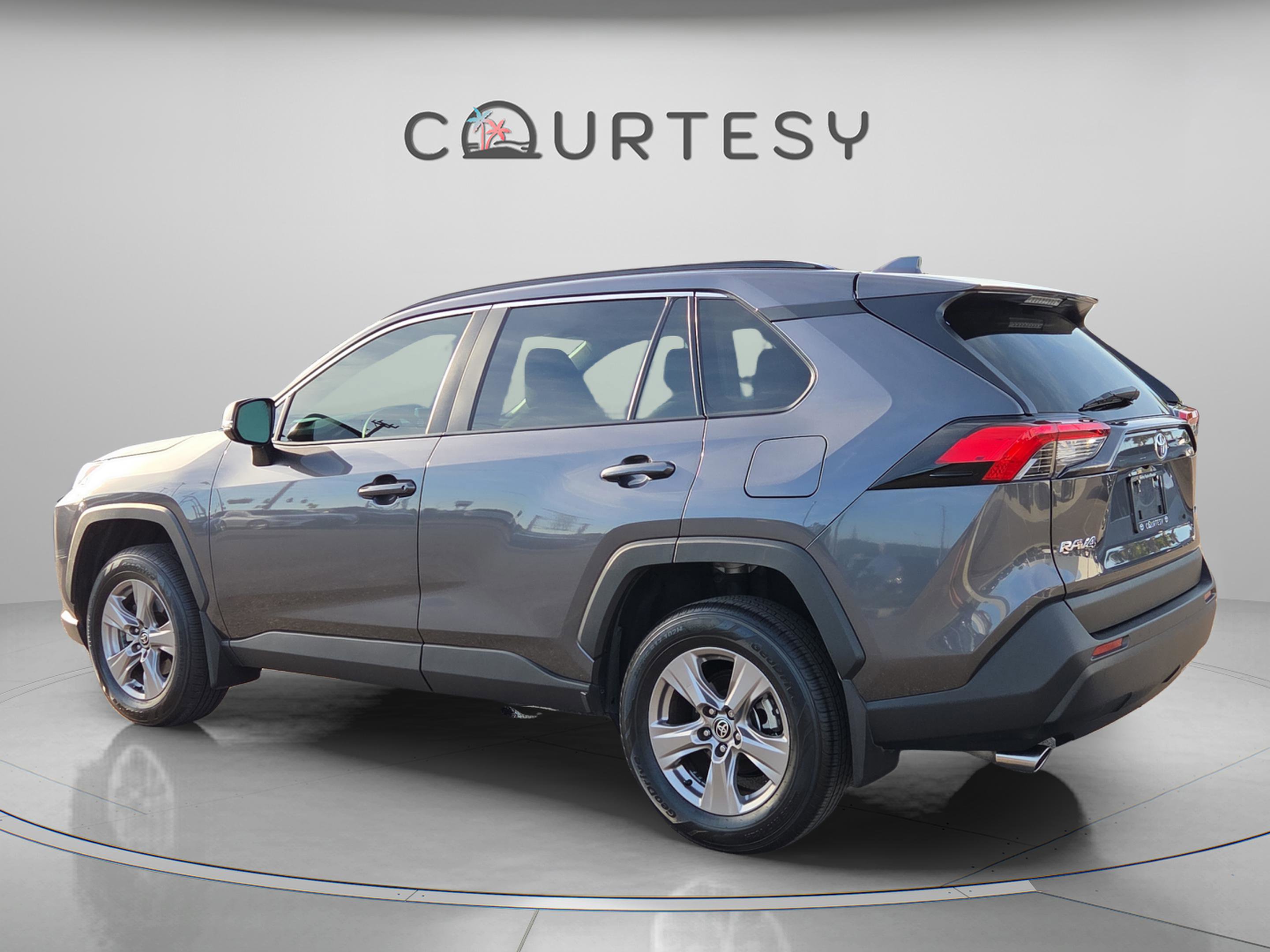 Certified 2025 Toyota RAV4 XLE image 4