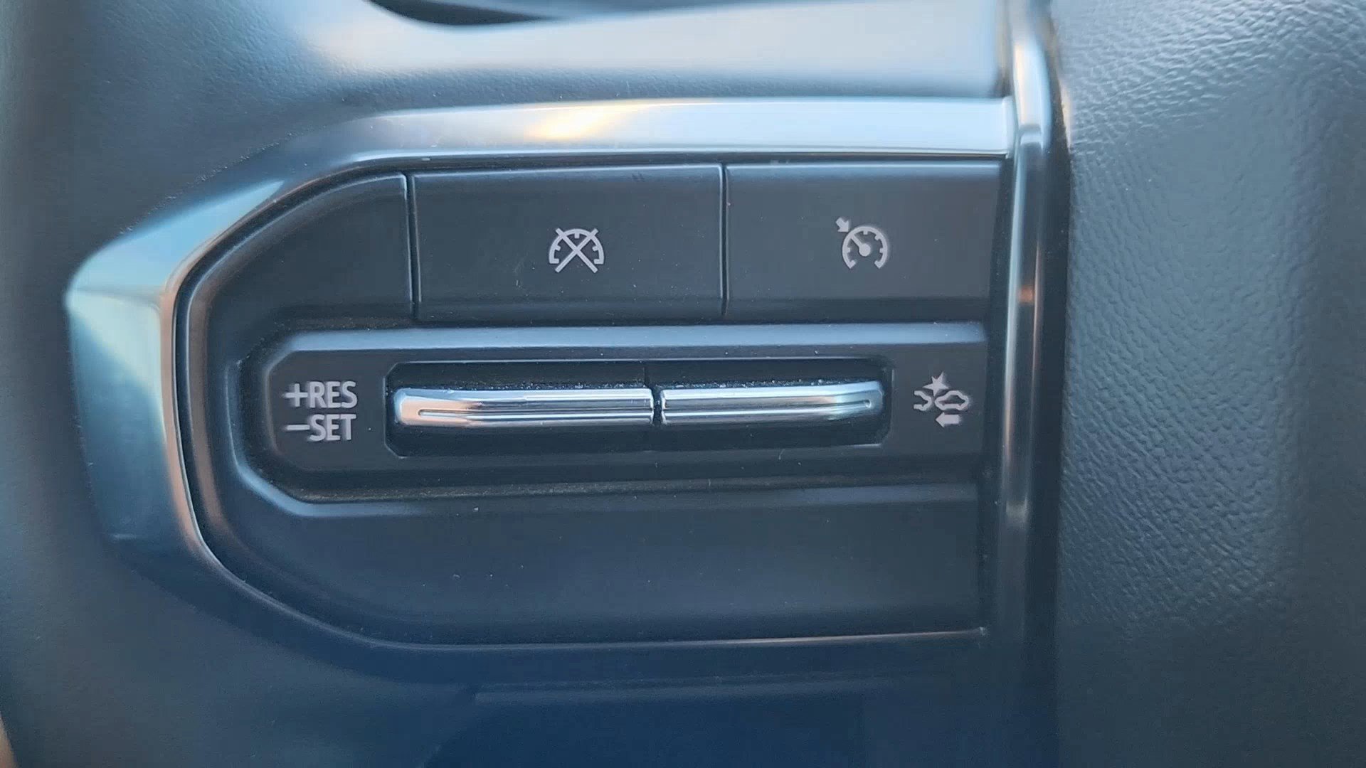 Used 2024 GMC Canyon AT4 w/ LPO, Off Road Lift Package image 13