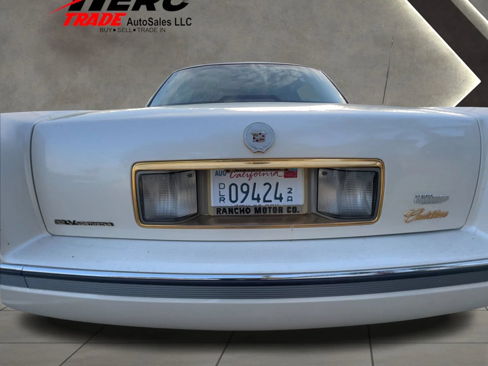 Used 1994 Cadillac De Ville Concours FWD image 46