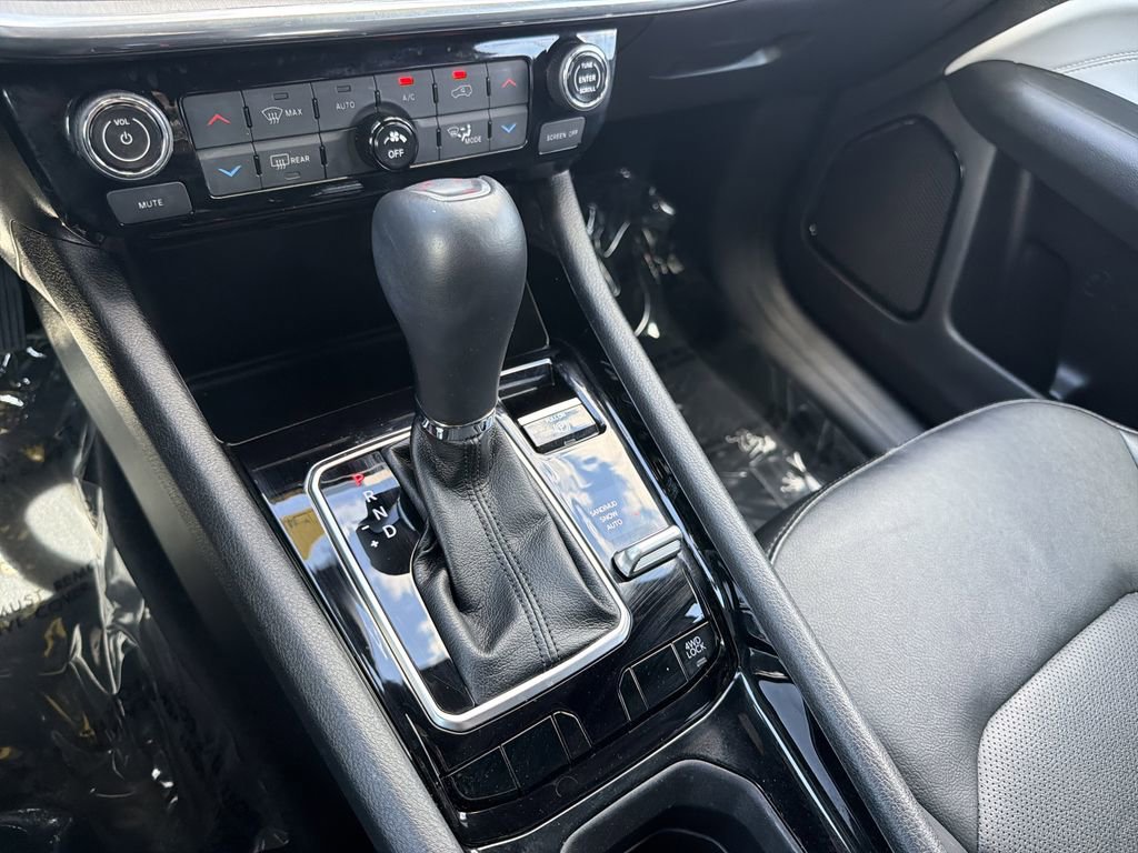 Used 2023 Jeep Compass Limited AWD/4WD image 27