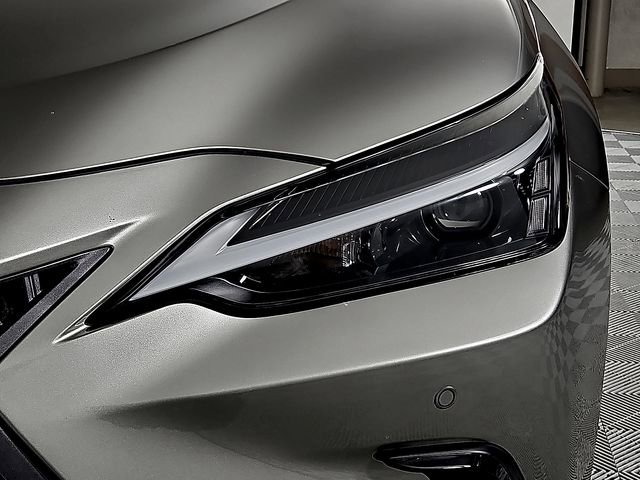 Used 2024 Lexus NX 250 FWD image 10