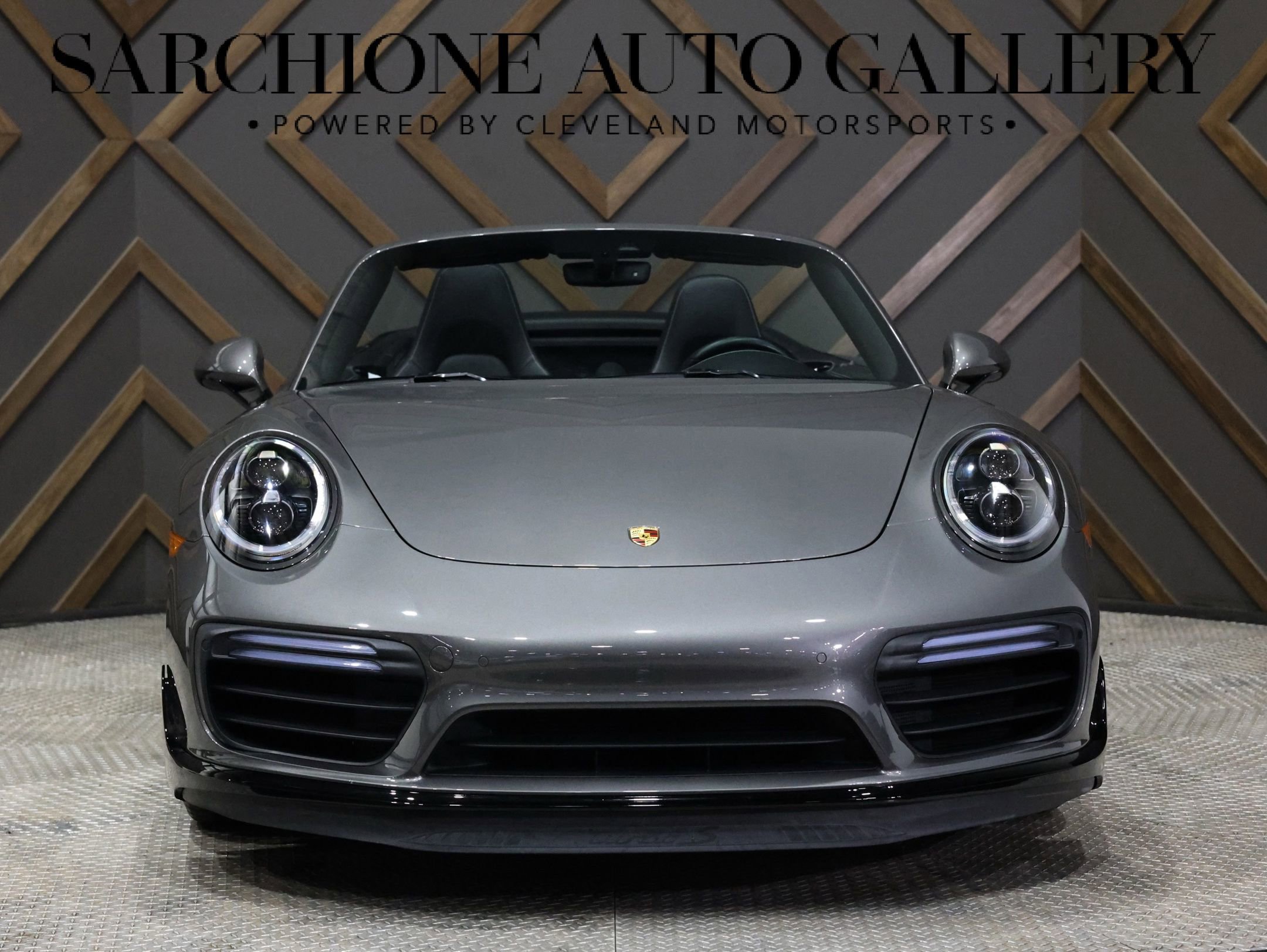 Used 2019 Porsche 911 Turbo S image 17