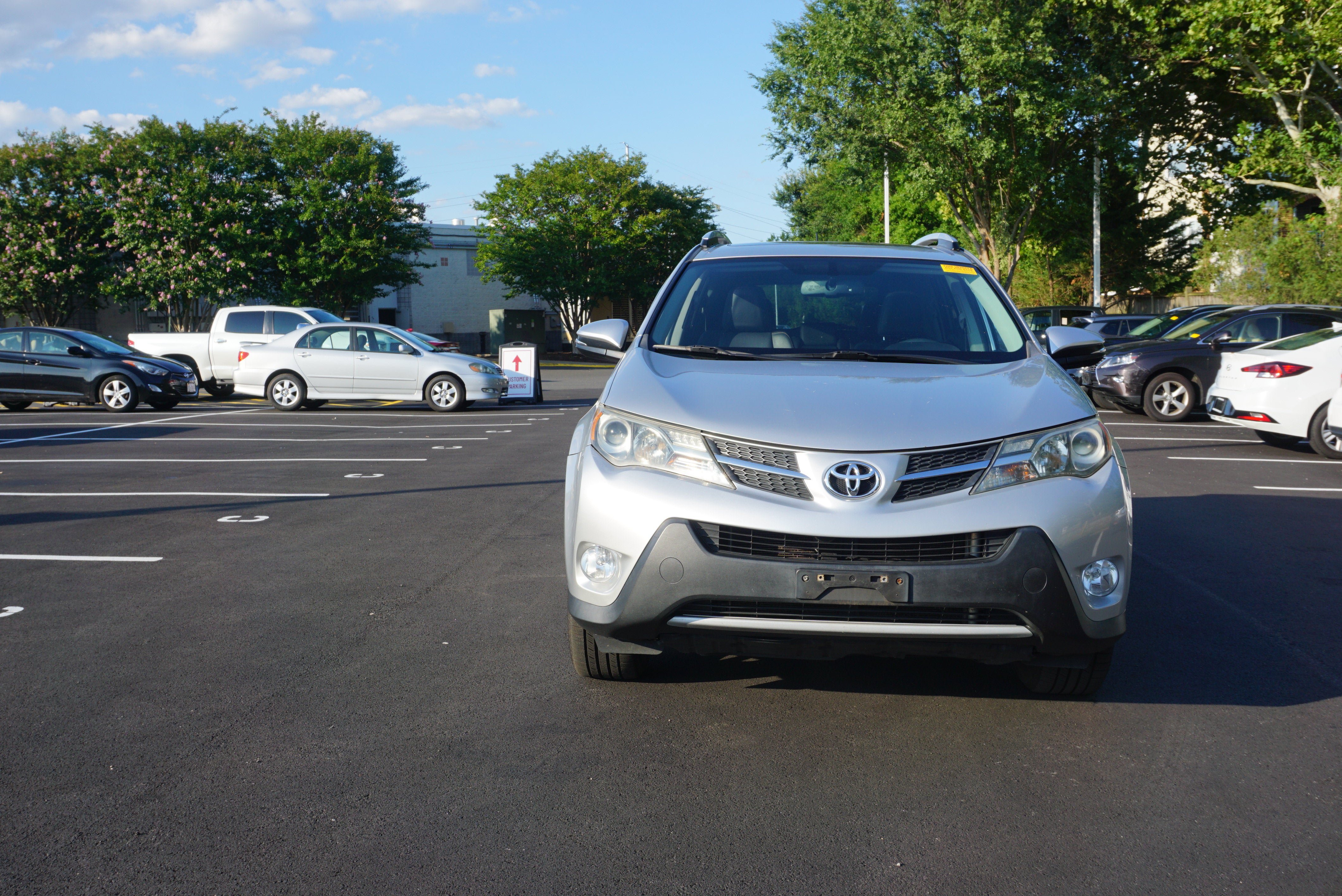 Used 2013 Toyota RAV4 Limited AWD/4WD image 2