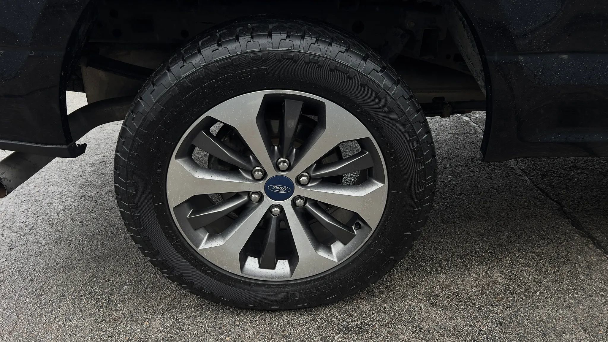 Used 2019 Ford F150 XL w/ Equipment Group 101A Mid AWD/4WD image 10