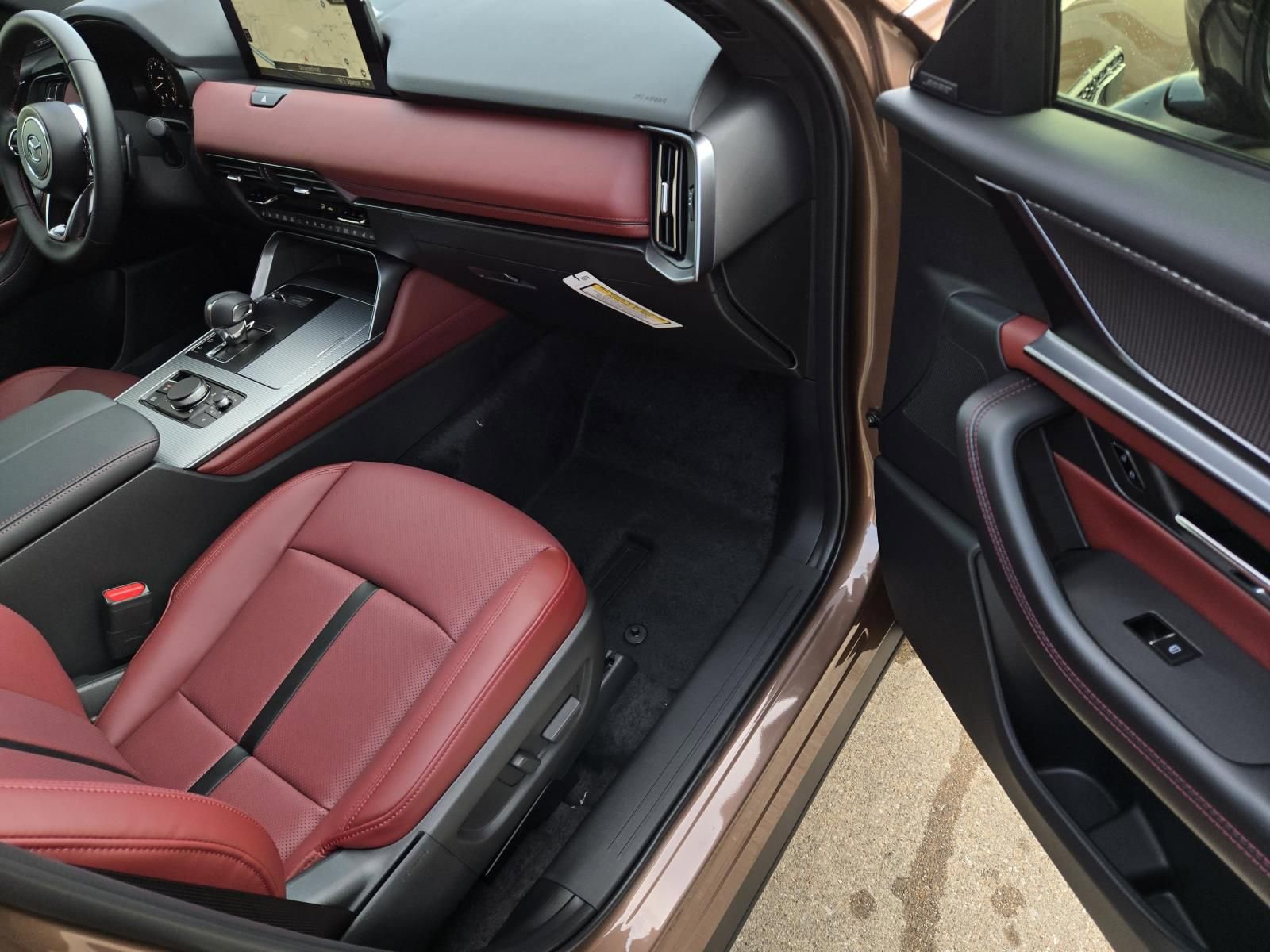 New 2026 MAZDA CX-70 3.3 Turbo w/ Premium Plus Pkg image 6