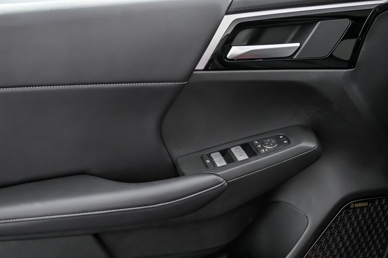 New 2025 Mitsubishi Outlander SE AWD/4WD image 10