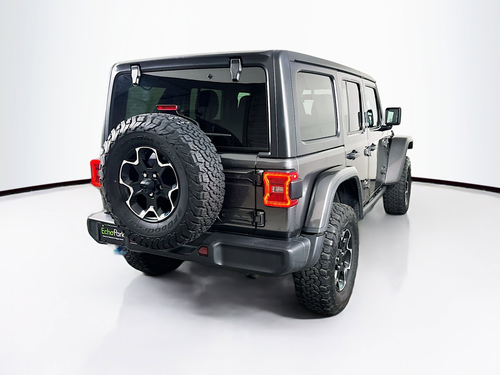 Used 2023 Jeep Wrangler Unlimited Rubicon 4xe w/ Cold Weather Group image 7