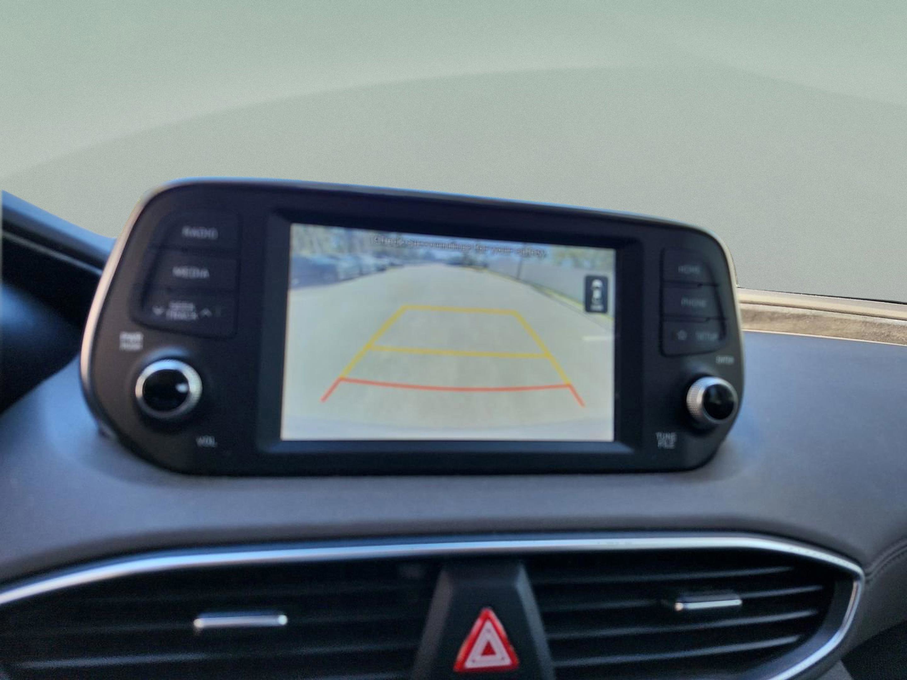 Used 2019 Hyundai Santa Fe SE image 23