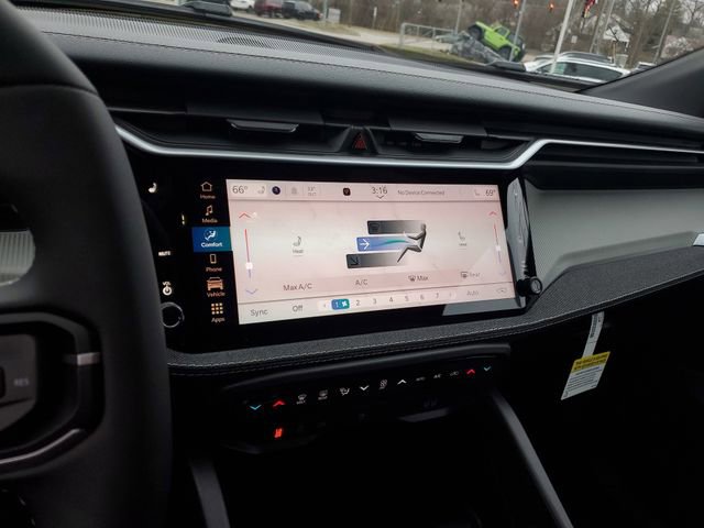 New 2026 Jeep Cherokee Laredo image 10