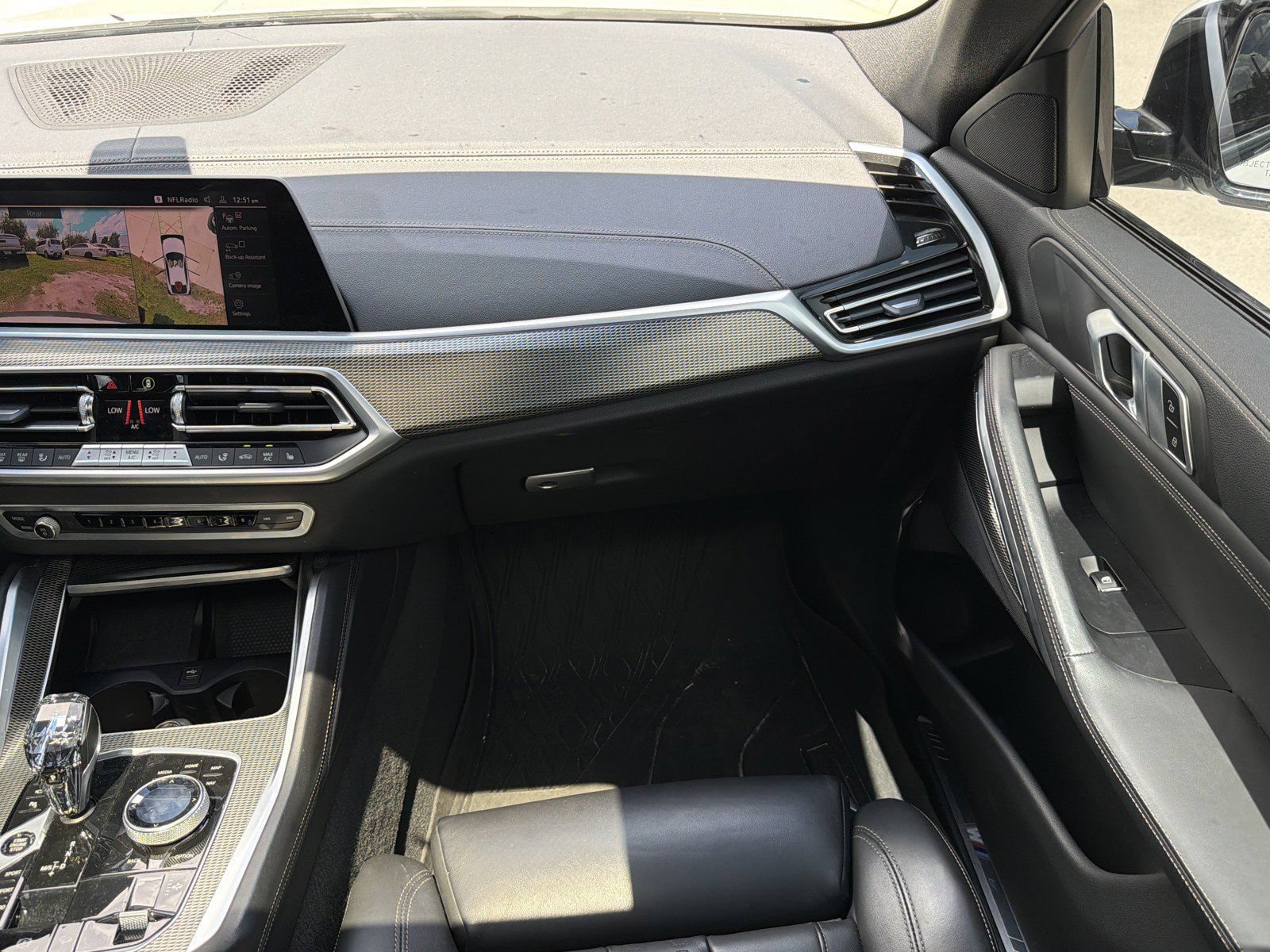 Used 2022 BMW X6 xDrive40i w/ Executive Package AWD/4WD image 17